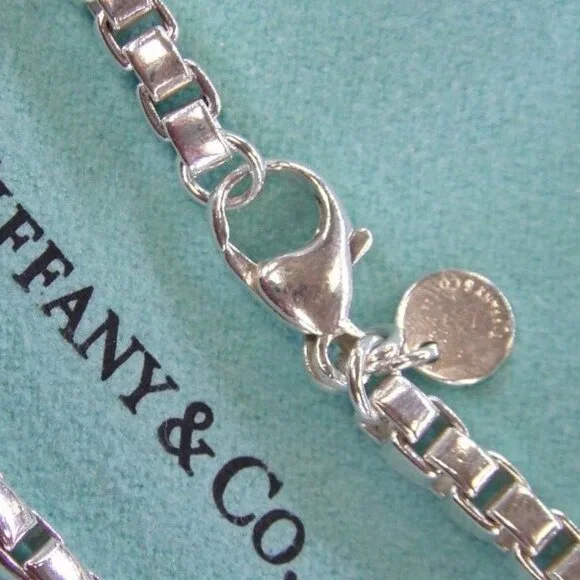 Tiffany & Co. Sterling Silver 7 3/4 Unisex Venetian Chain Link Bracelet
